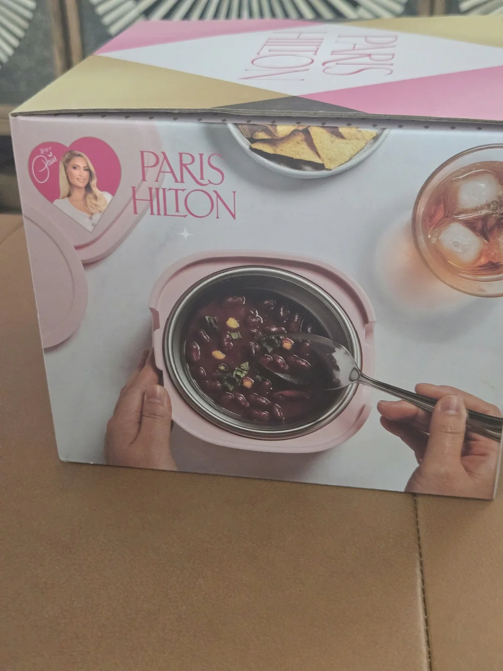 Paris Hilton Pink 20 oz Lunch Warmer - 